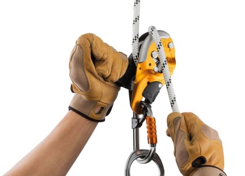 Przyrząd zjazdowy ze wspomaganym hamowaniem Petzl RIG Czarny (Black)